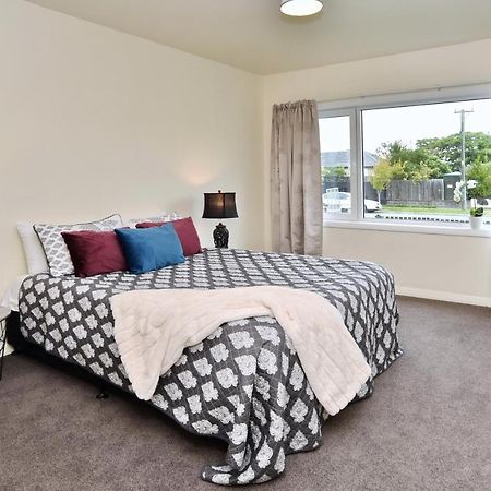 Weston Villa - Spacious & Family Friendly - Bookahome Christchurch Exteriér fotografie