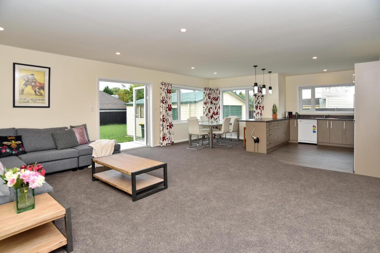 Weston Villa - Spacious & Family Friendly - Bookahome Christchurch Exteriér fotografie